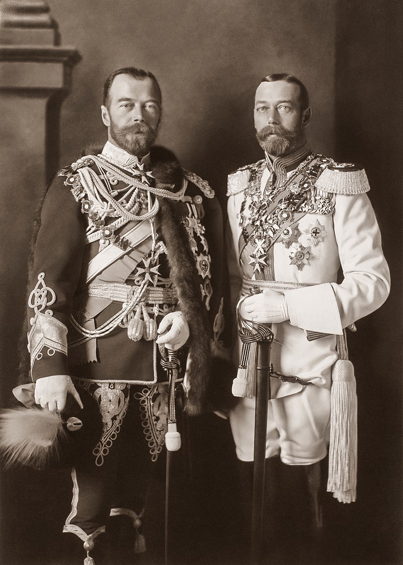 800px-George_V_and_Nicholas_II_in_Berlin,_1913