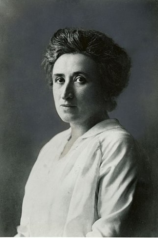 330px-Rosa_Luxemburg